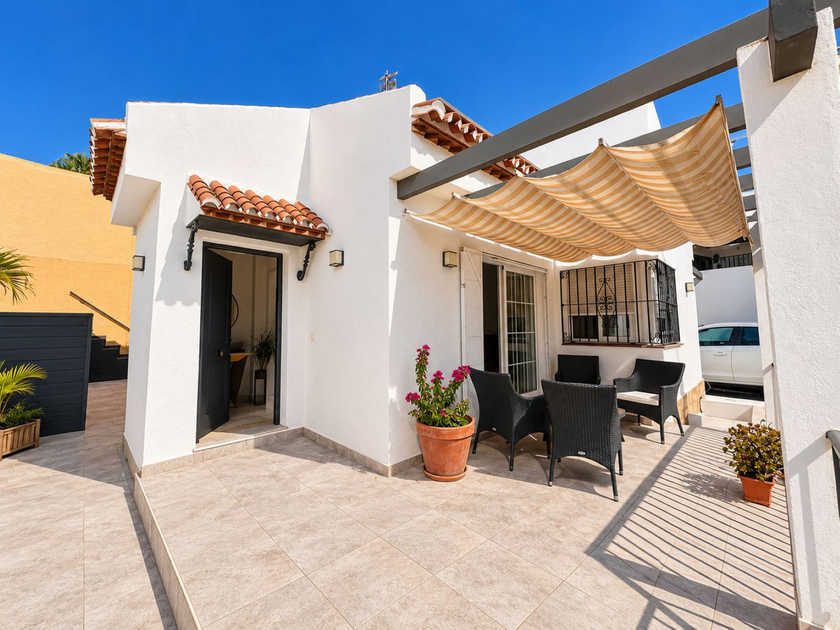 3 Bedroom Villa in Mijas - Photo 2