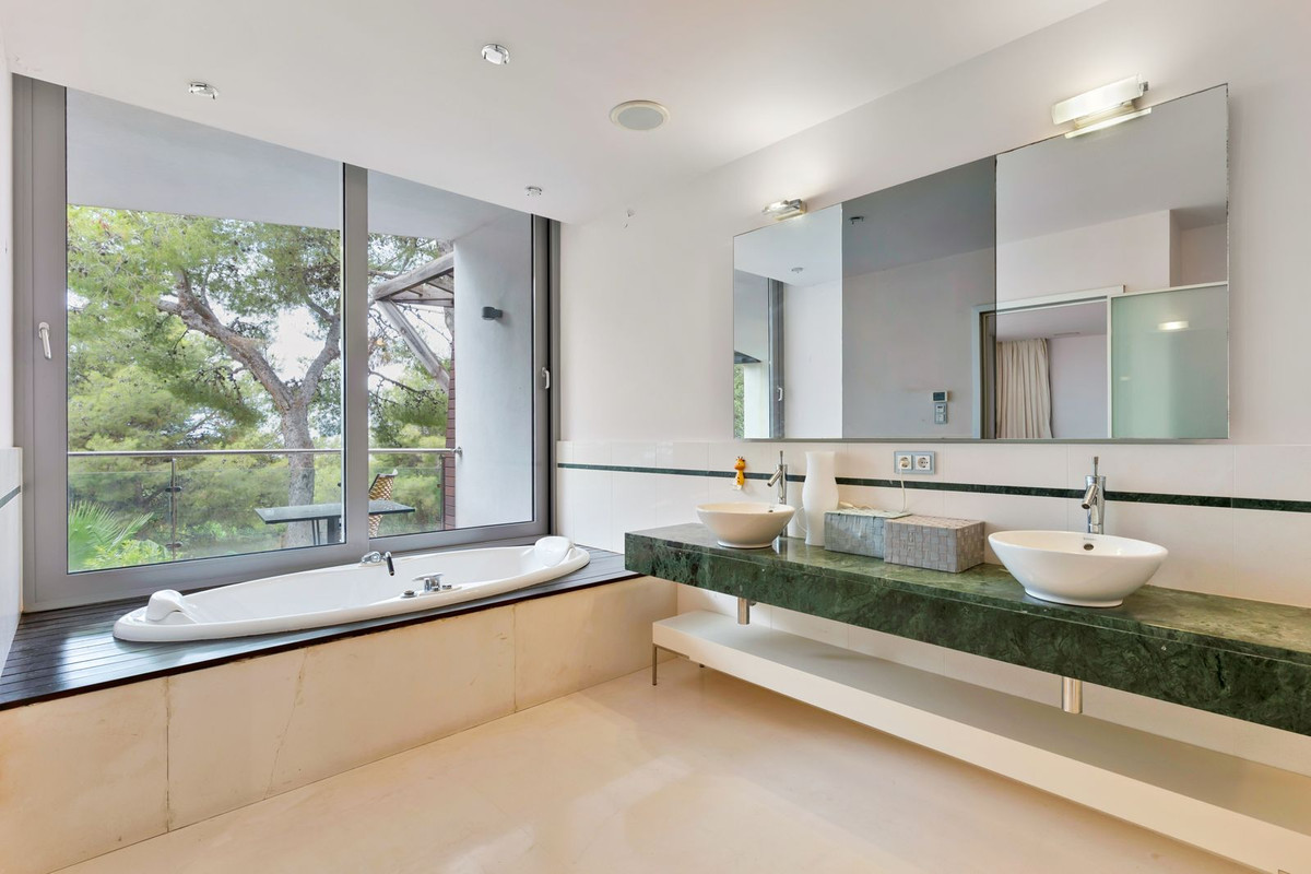 4 Bedroom Townhouse in Marbella - Foto 19
