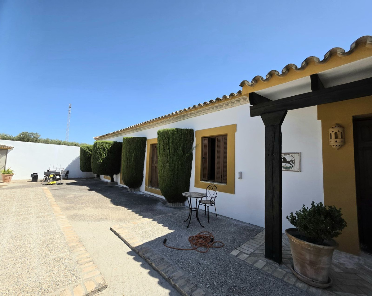 Moradia com 4 quartos com piscina em Sevilla, Espanha – Foto 8
