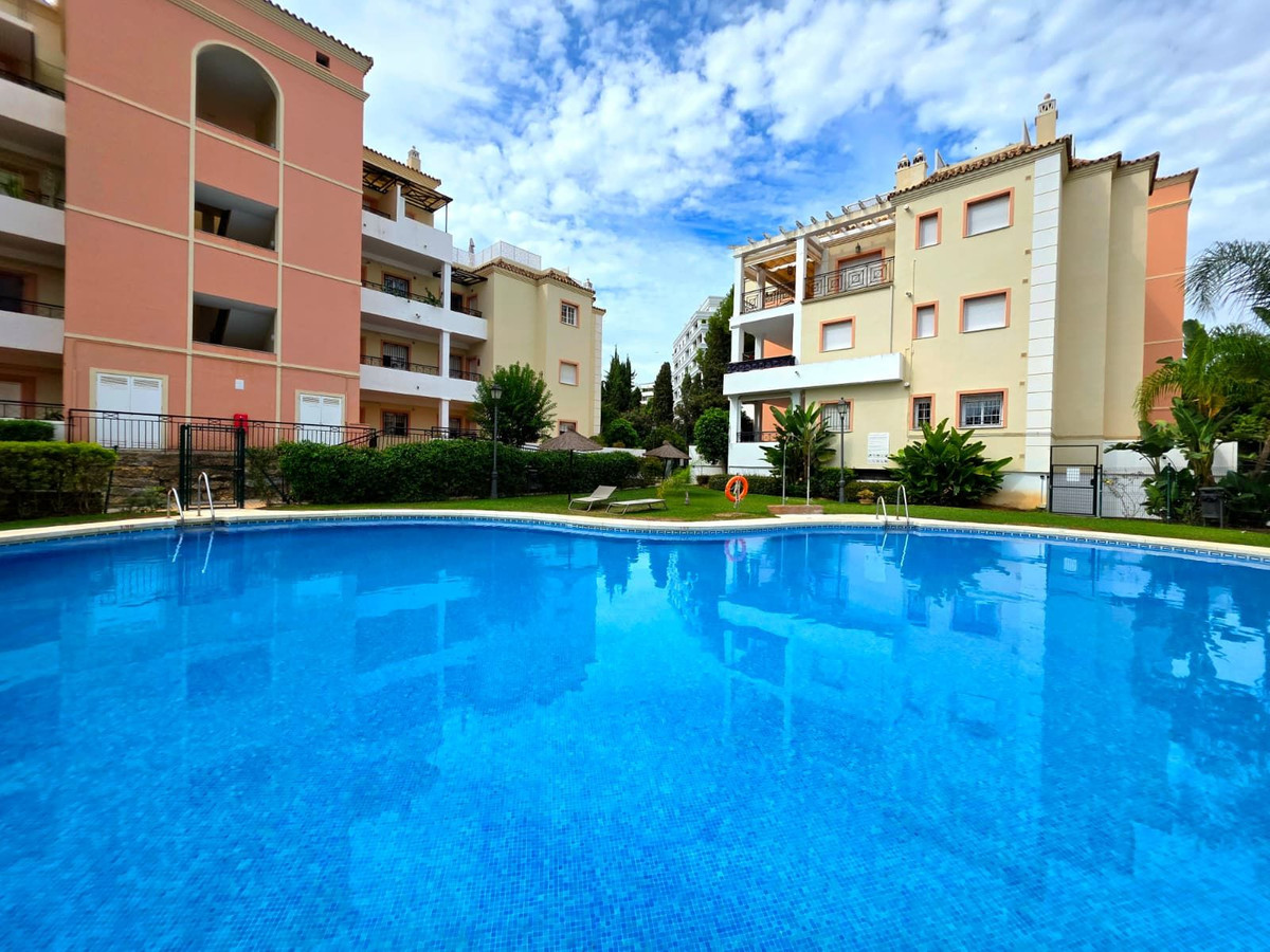 3 Bedroom Apartment in Marbella - Photo 18