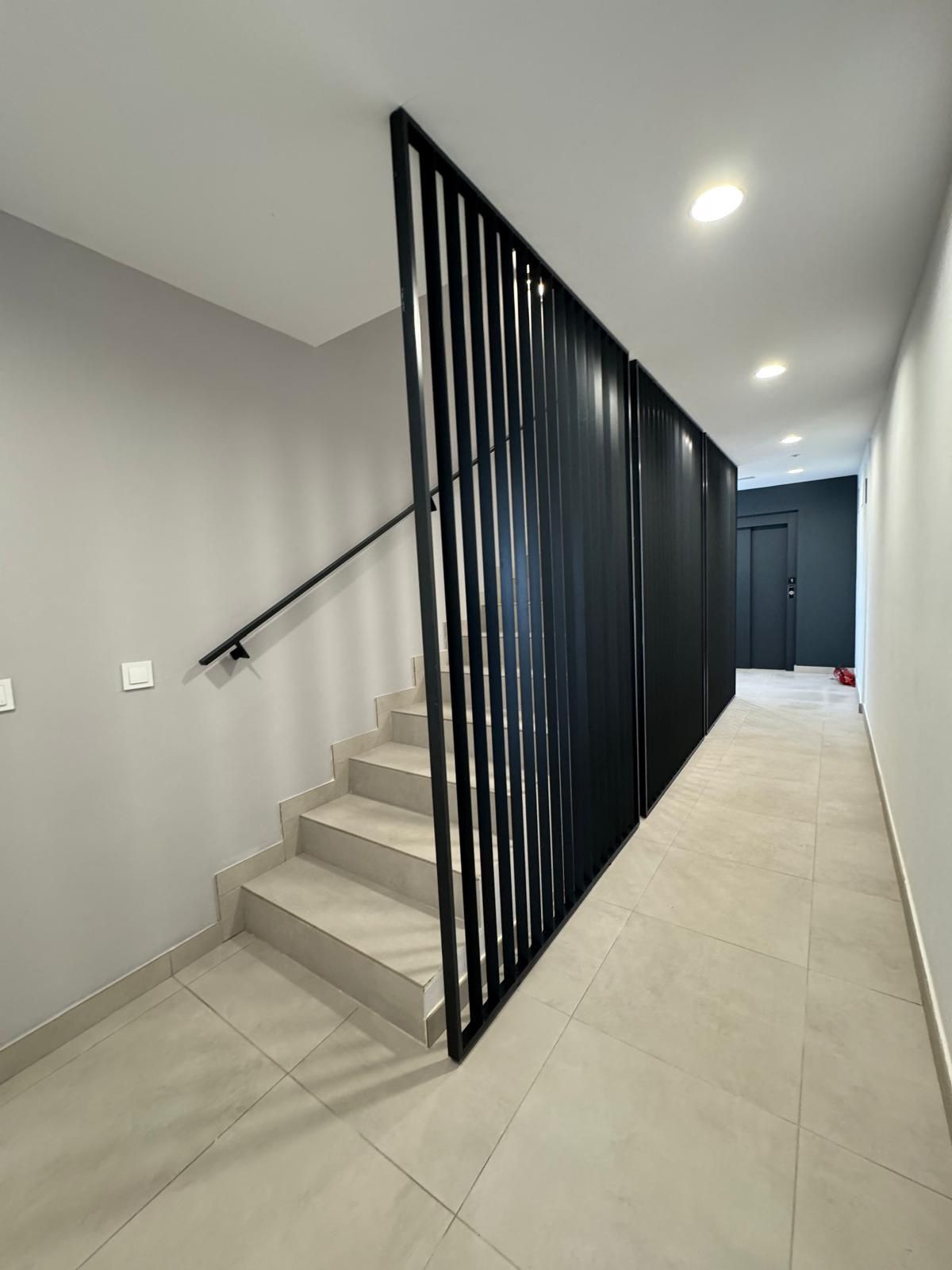 2 Bedroom Apartment in Estepona - Photo 17
