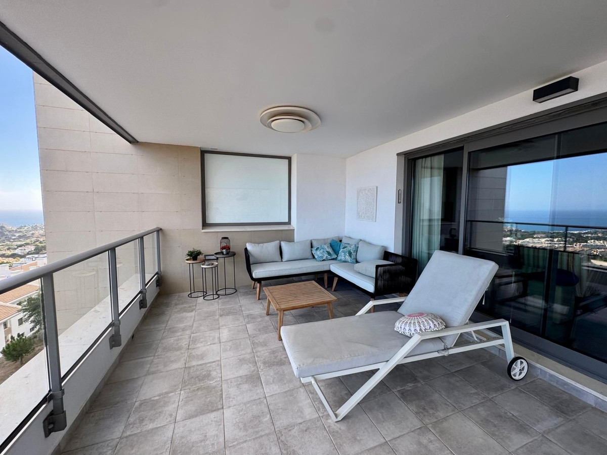 3 Bedroom Apartment in Benalmádena - Photo 7