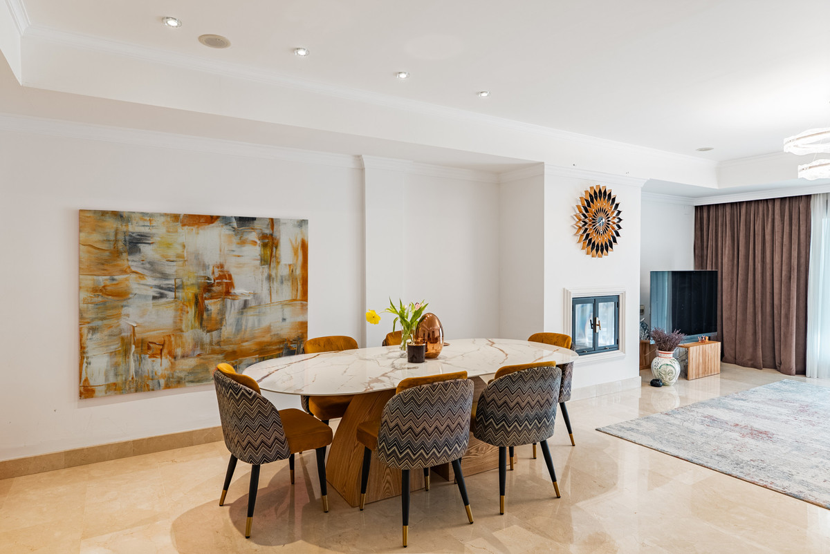 2 Bedroom Apartment in Marbella