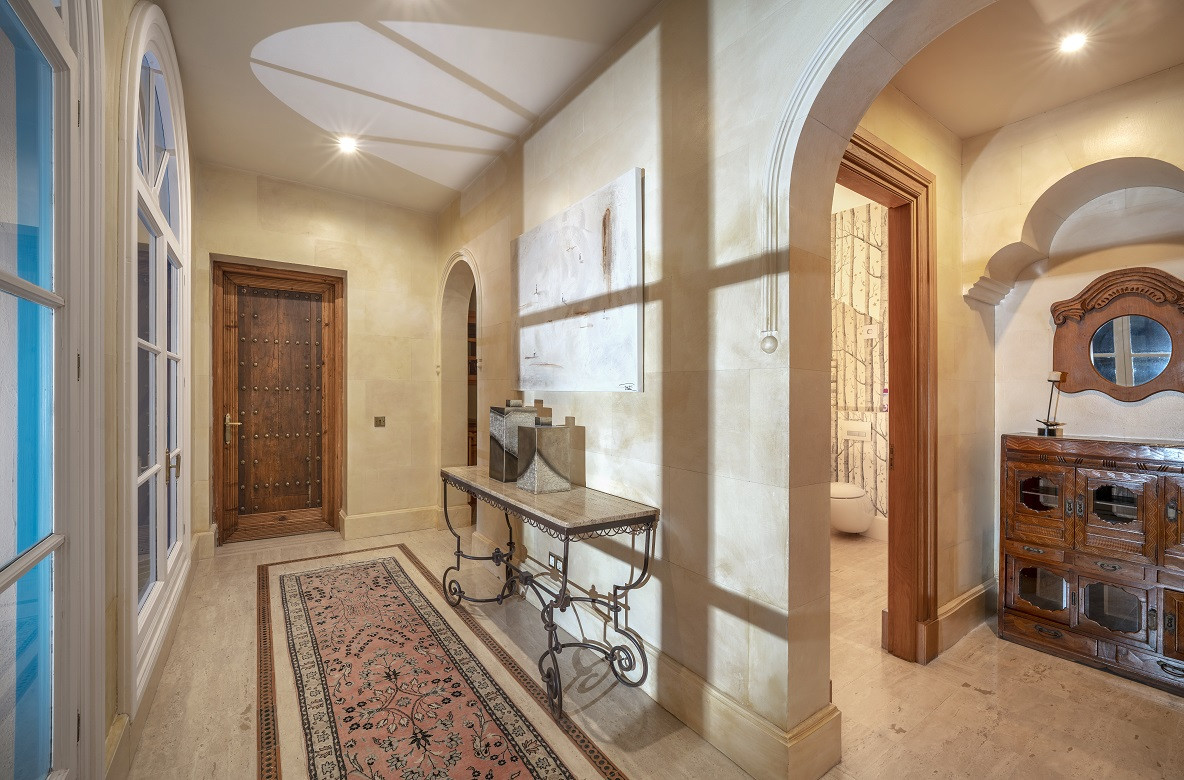 5 Bedroom Villa in San Roque - Photo 24