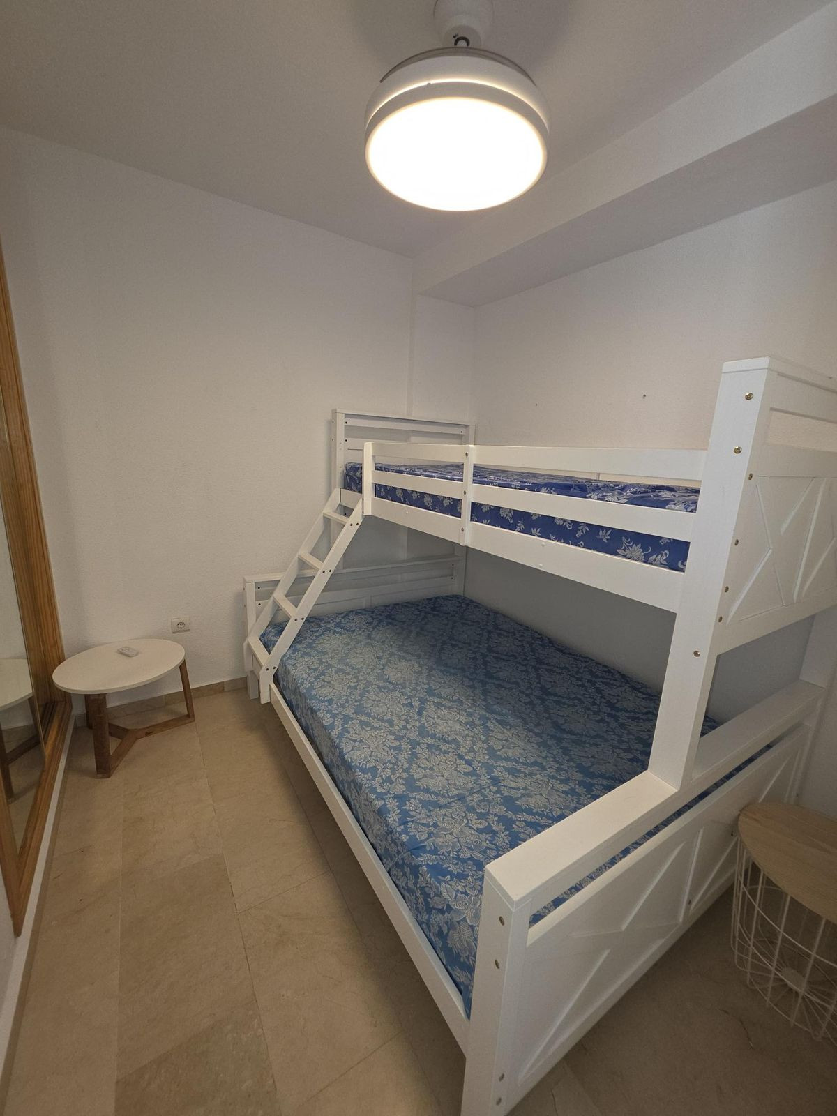 2 Bedroom Apartment in Fuengirola - Photo 16