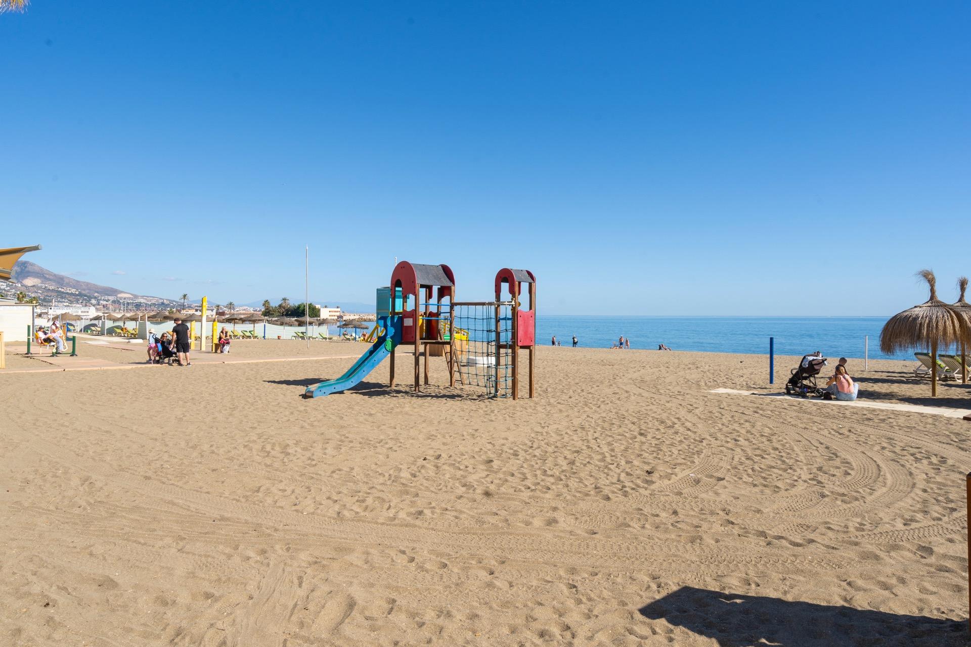 3 Bedroom Apartment in Fuengirola - Photo 23