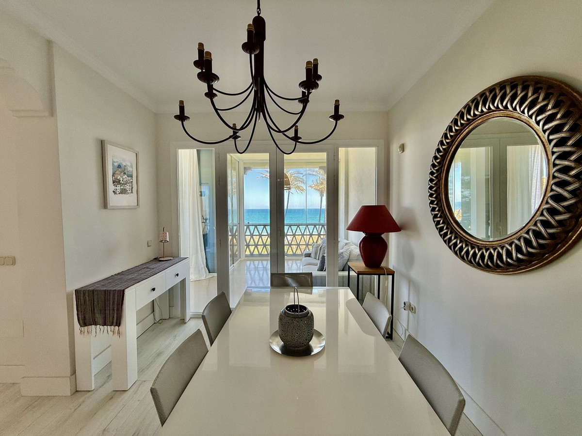 3 Bedroom Penthouse in Casares - Photo 9