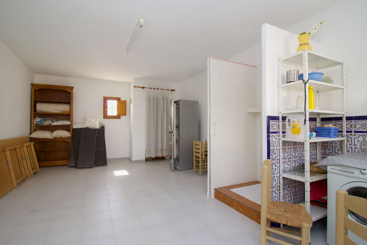 3 Bedroom Villa in Álora - Photo 35