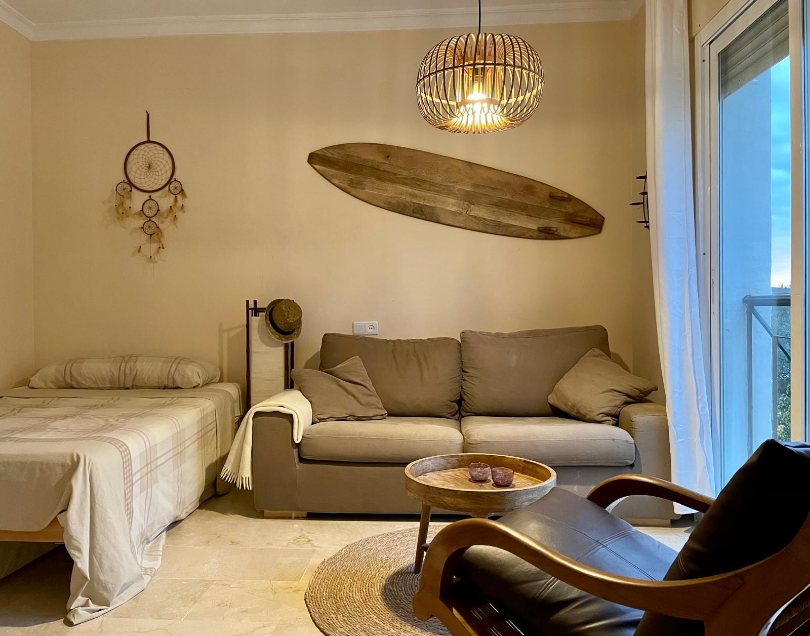 3 Bedroom Apartment in Estepona - Photo 8