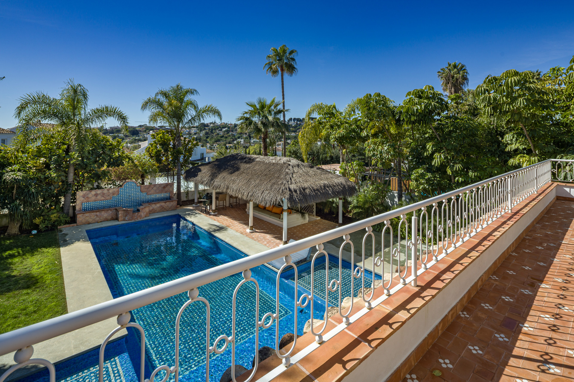 5 Bedroom Villa in Marbella - Photo 34