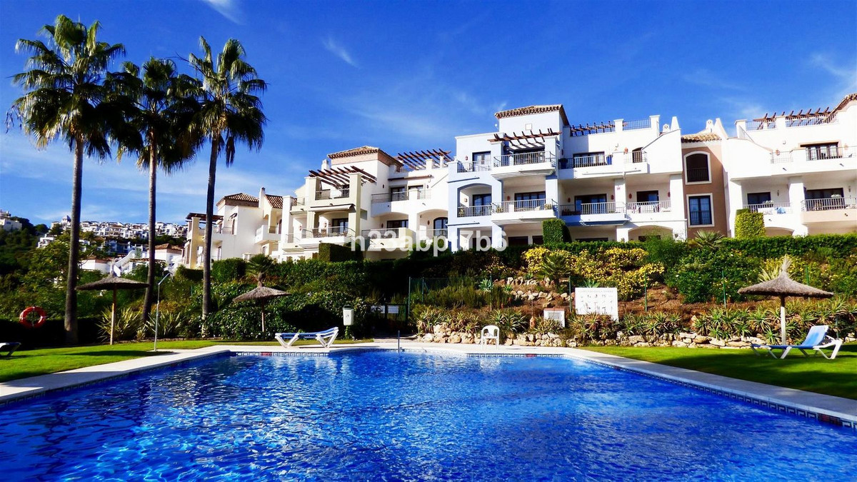 3 Bedroom Apartment in Benahavís