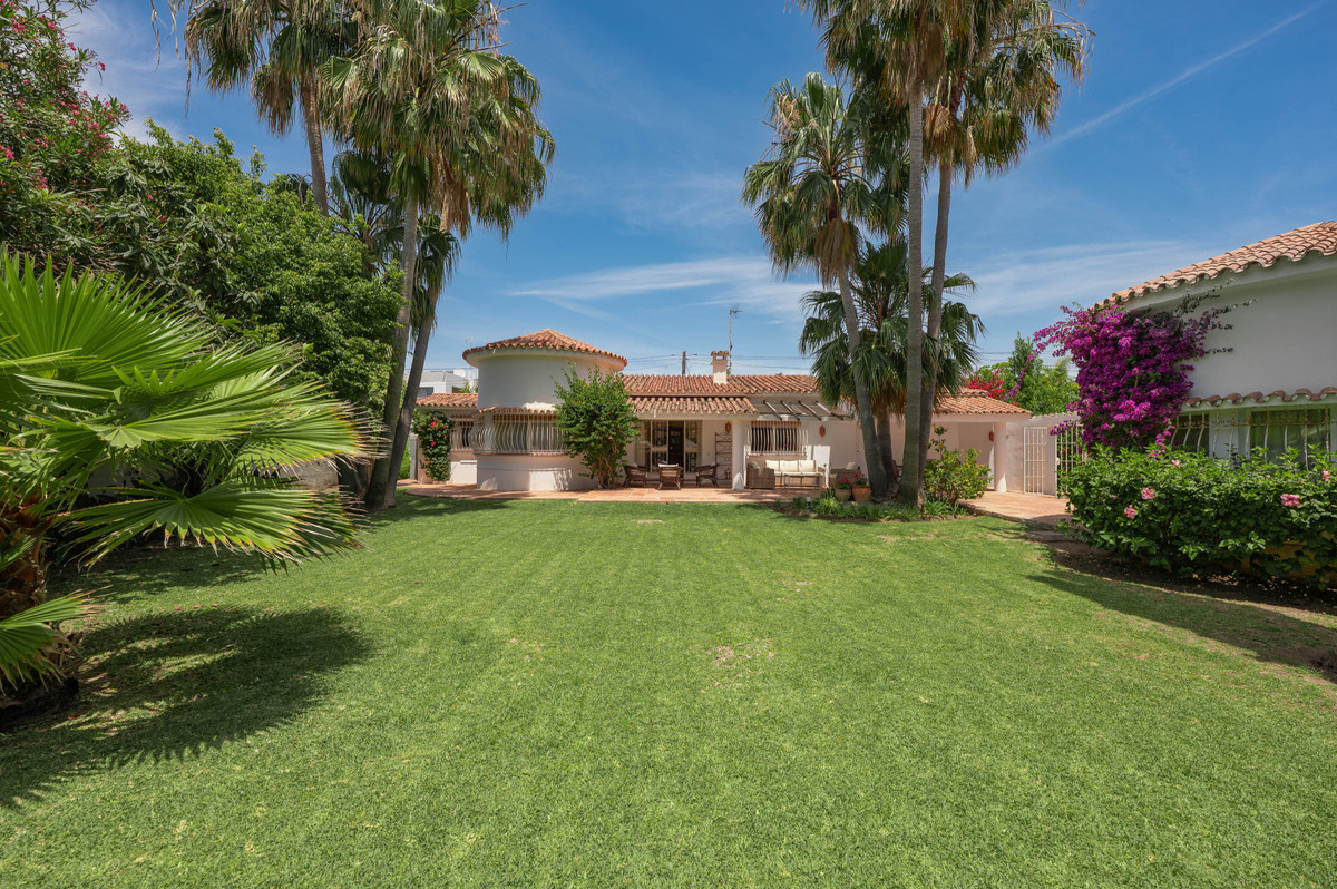 5 Bedroom Villa in San Pedro de Alcántara - Foto 5