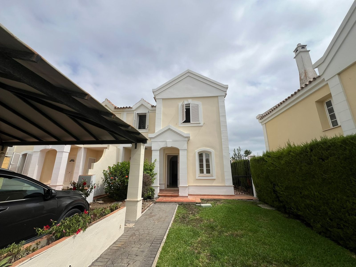 3 Bedroom Villa in La Alcaidesa - Photo 17