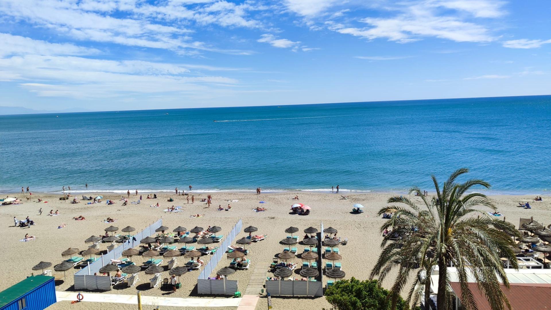 1 Bedroom Apartment in Fuengirola - Photo 4