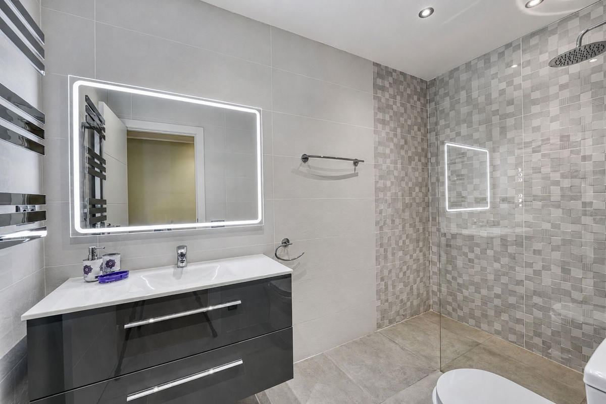 4 Bedroom Villa in Benahavís - Foto 24