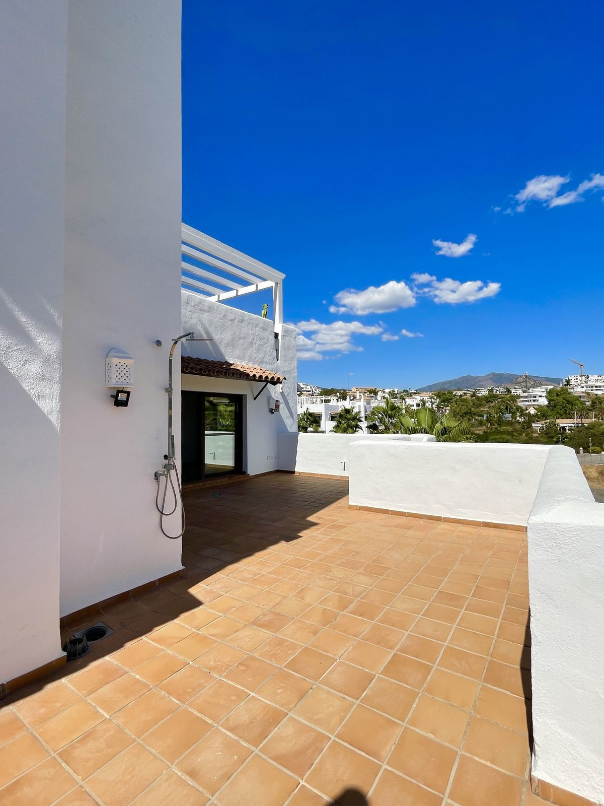 3 Bedroom Apartment in Estepona - Foto 17
