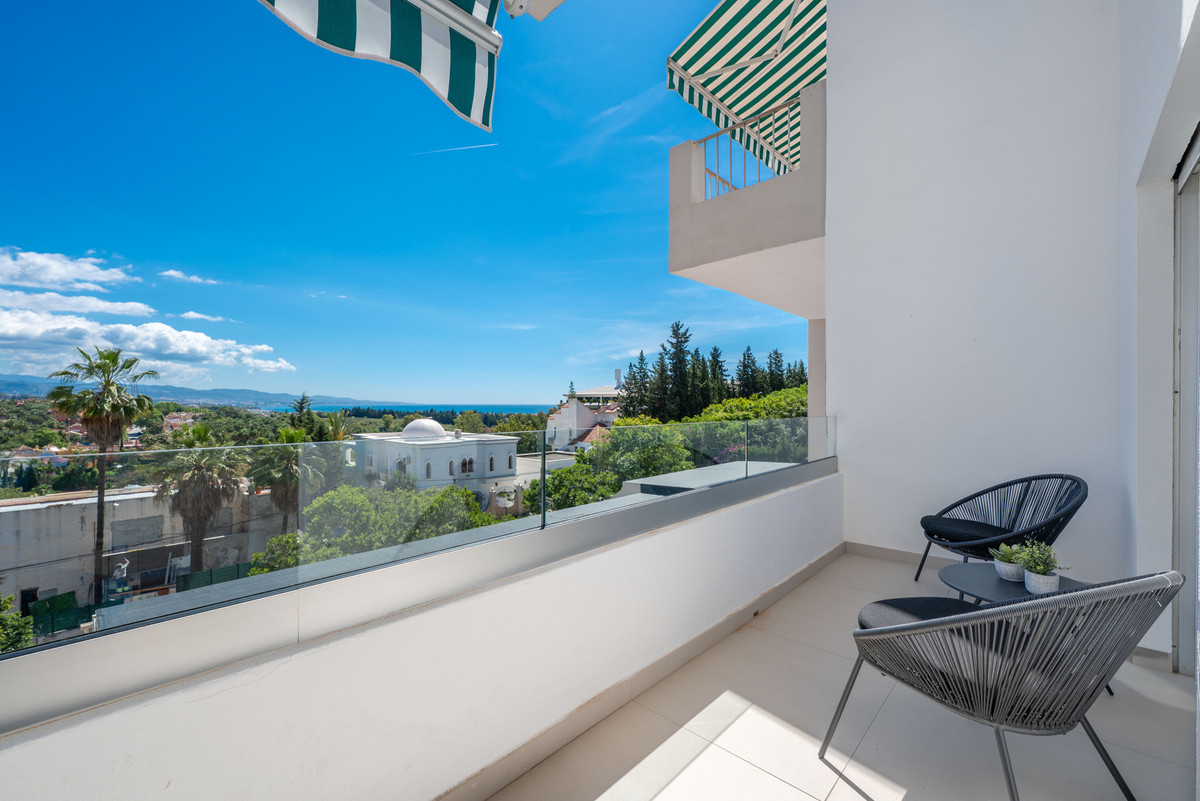 3 Bedroom Apartment in Marbella - Photo 31