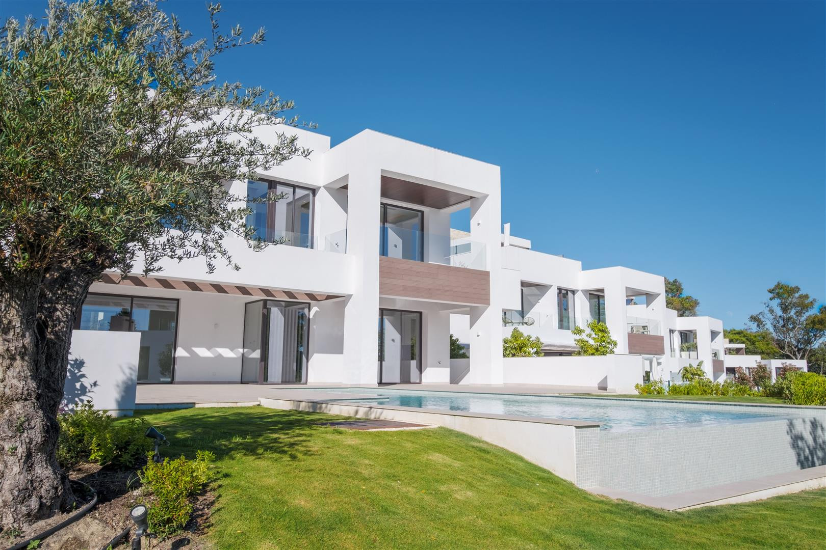 4 Bedroom Villa in Marbella - Foto 35