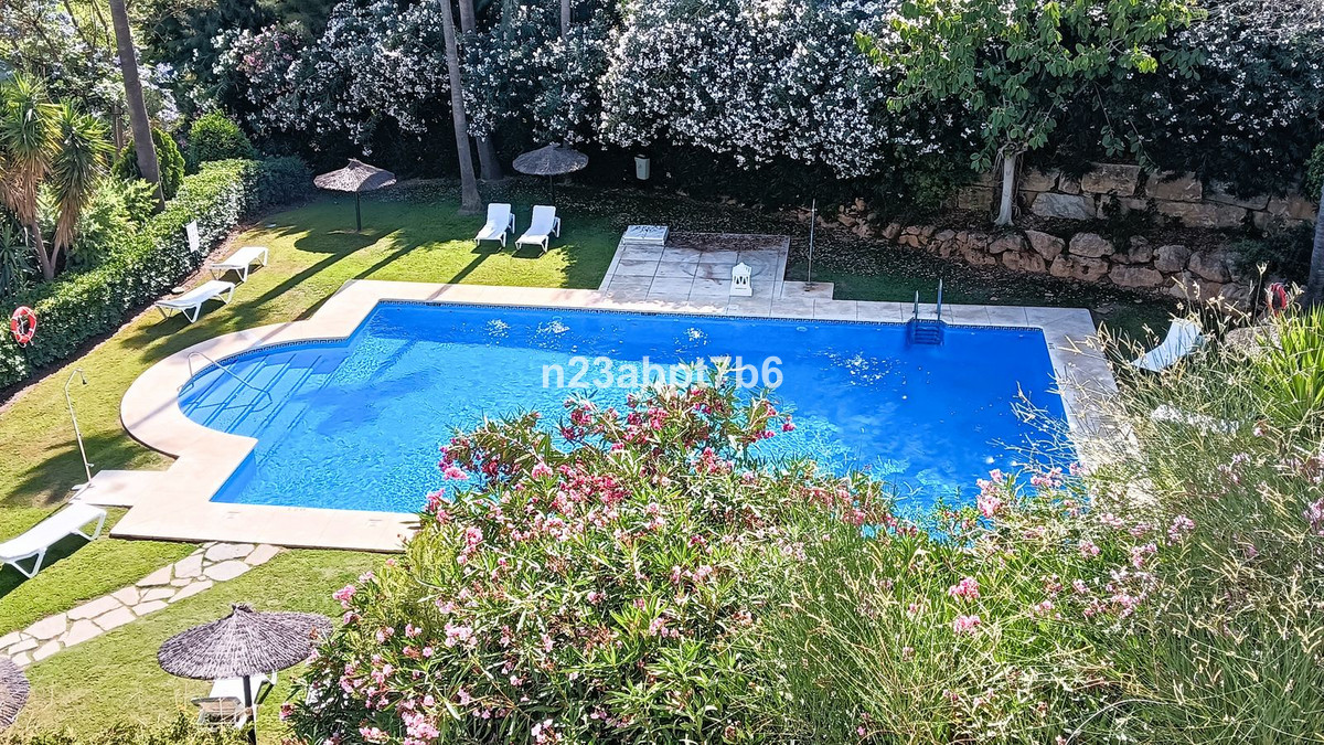 3 Bedroom Apartment in Benahavís - Foto 18