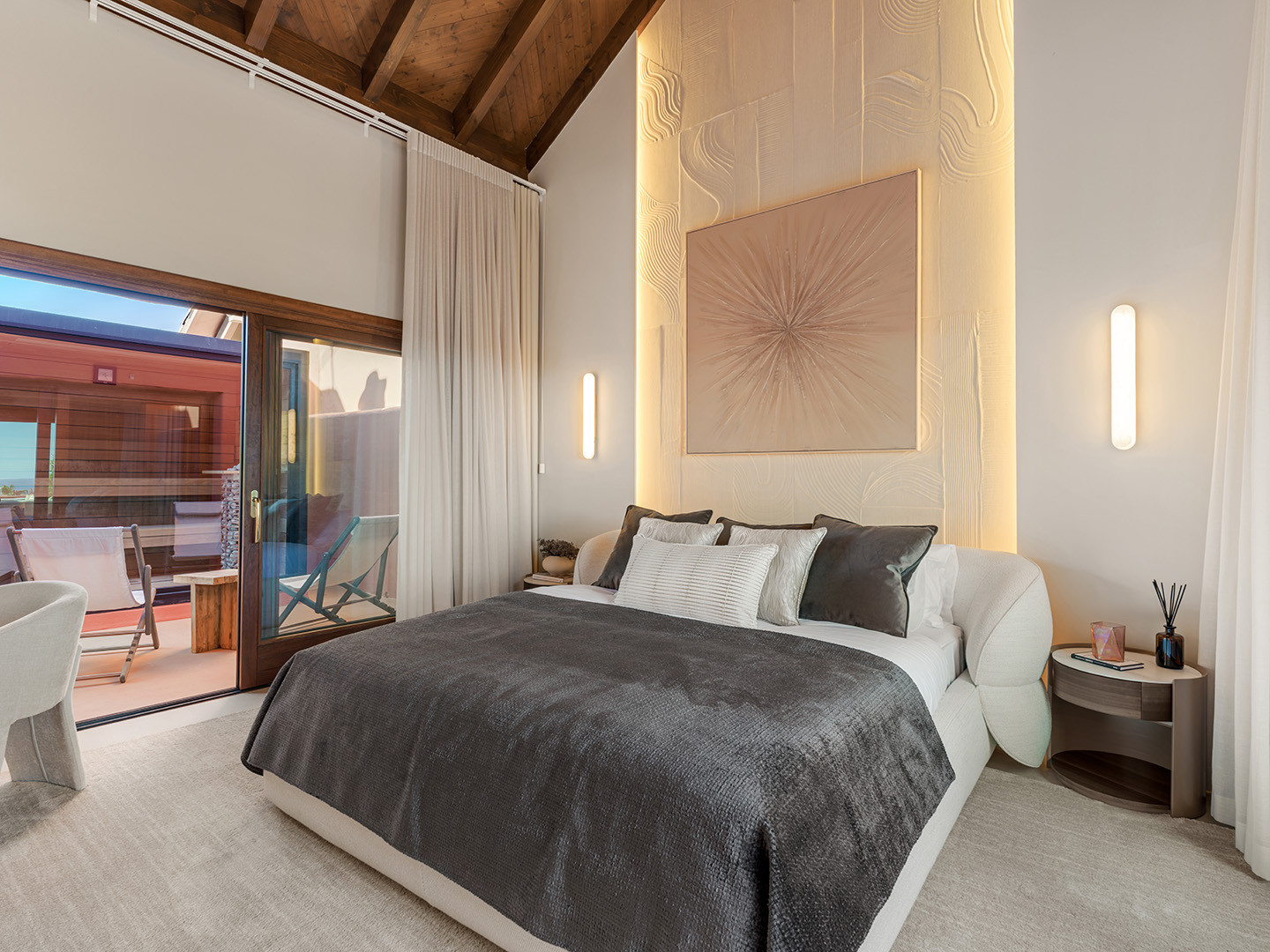 3 Bedroom Penthouse in Estepona - Photo 26