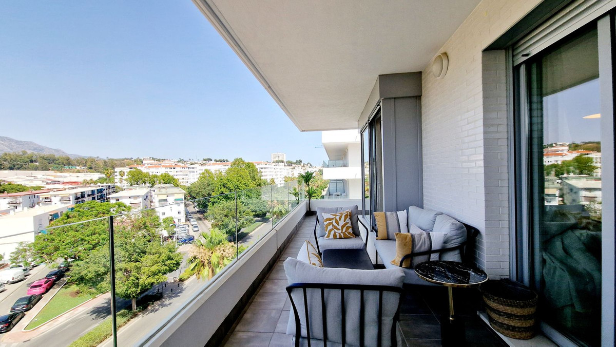 3 Bedroom Apartment in Marbella - Photo 6