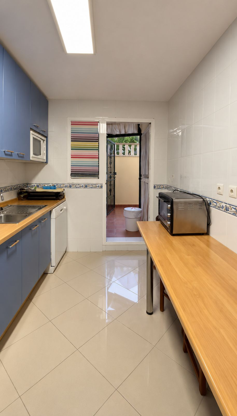 3 Bedroom Apartment in Benalmádena - Photo 13