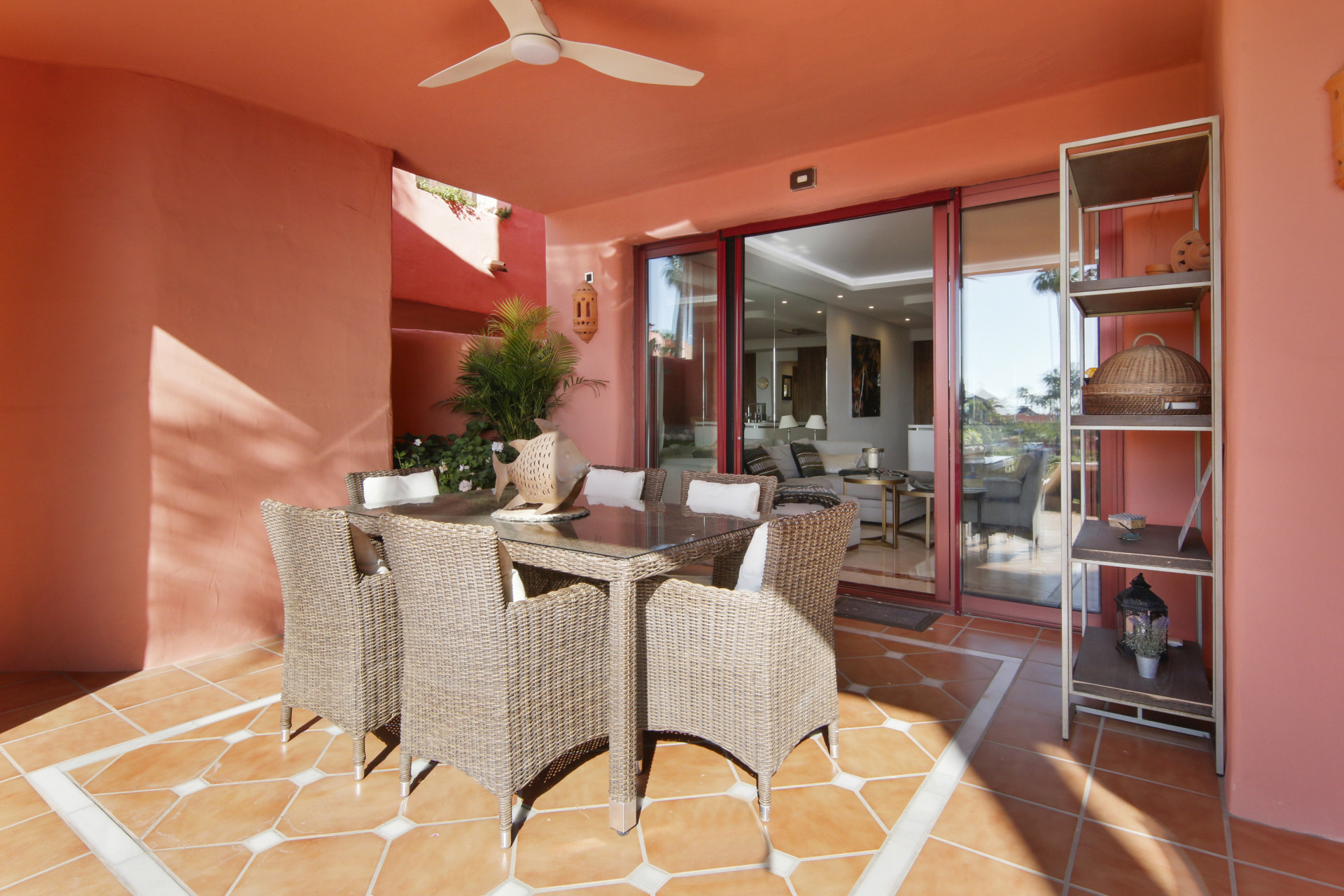 3 Bedroom Apartment in Estepona - Foto 10