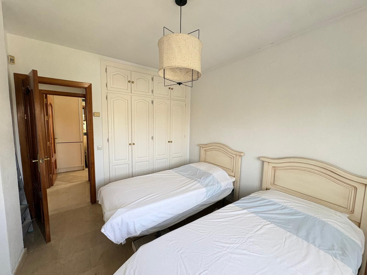 2 Bedroom Apartment in Mijas - Photo 28