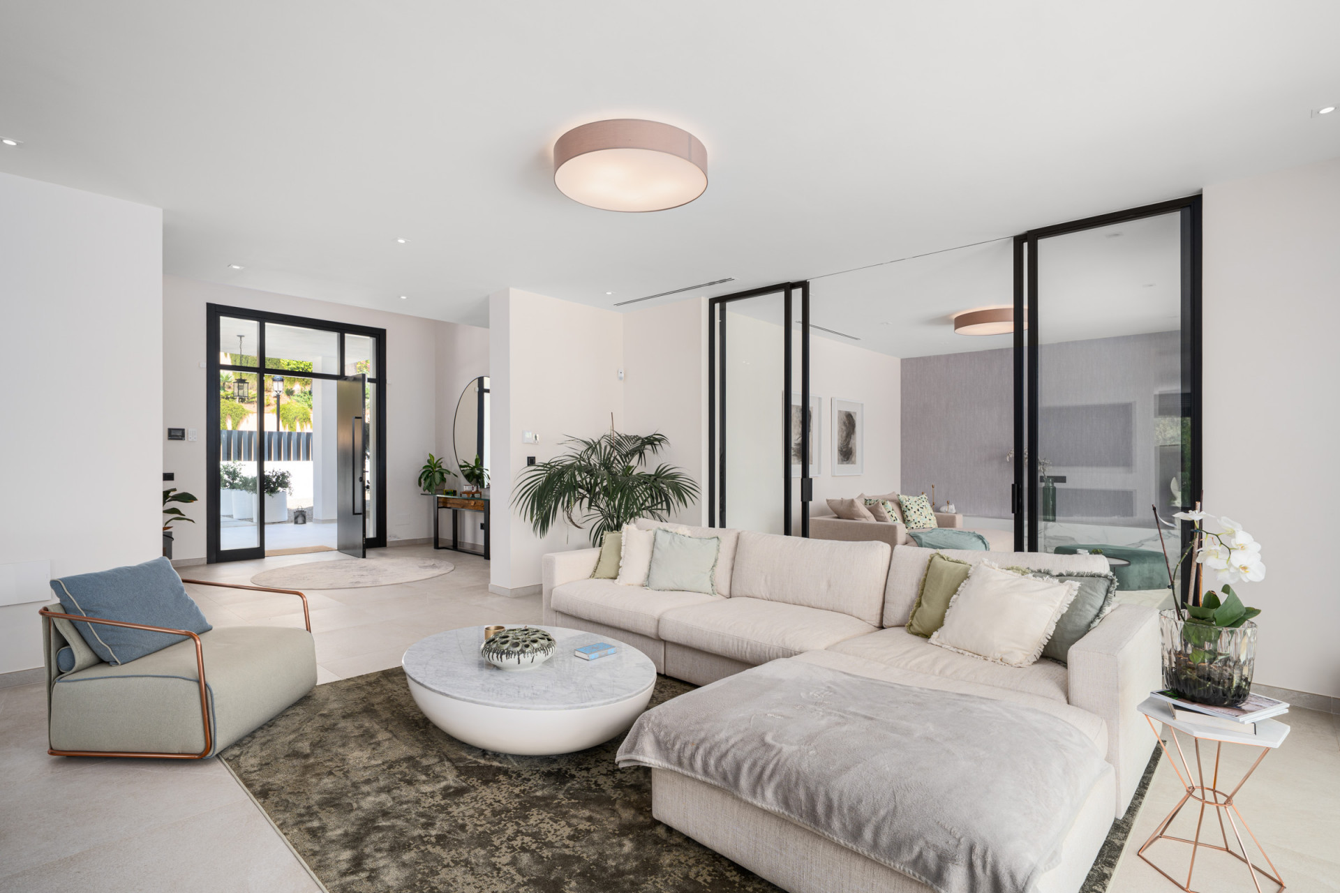 5 Bedroom Villa in Marbella - Photo 16