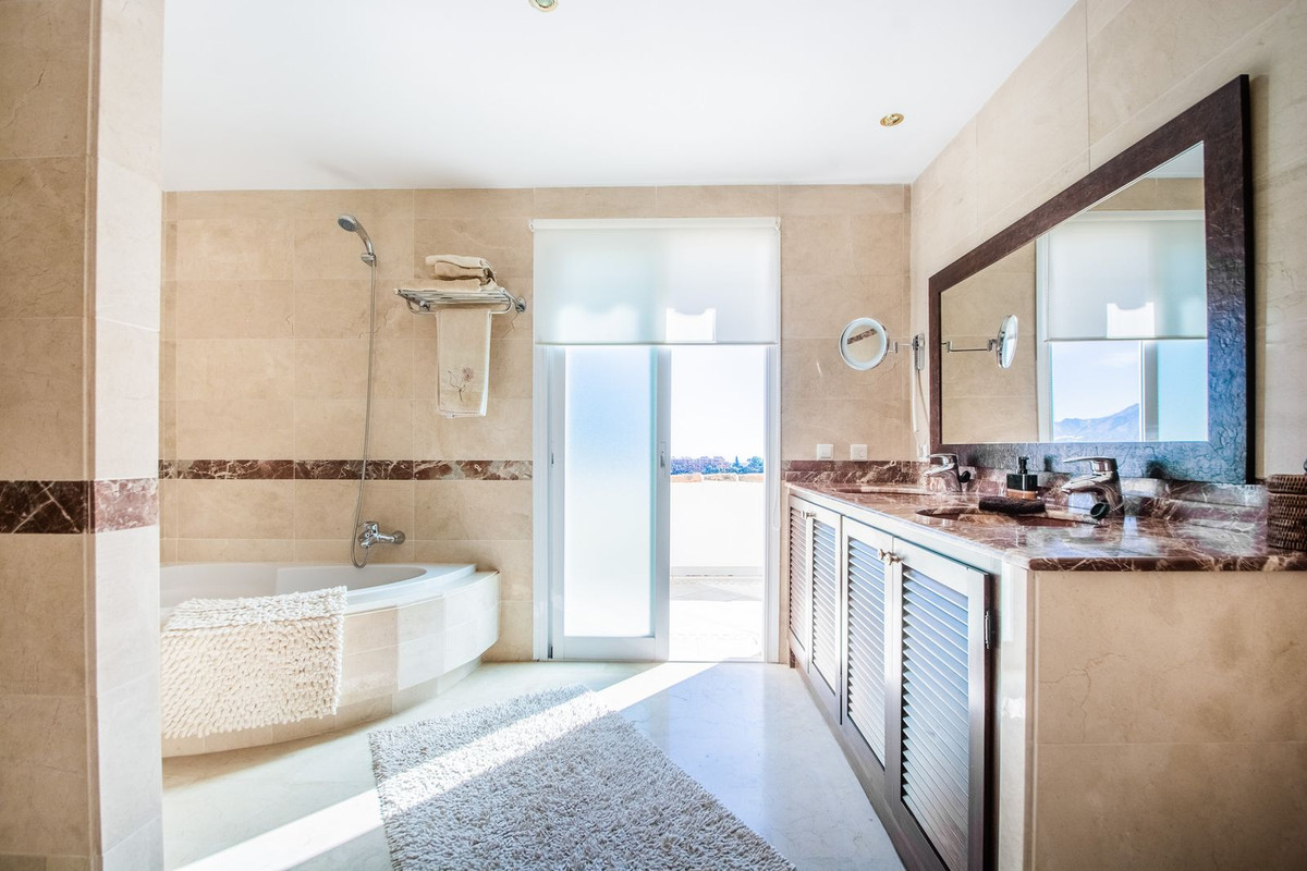 6 Bedroom Villa in Marbella - Foto 24