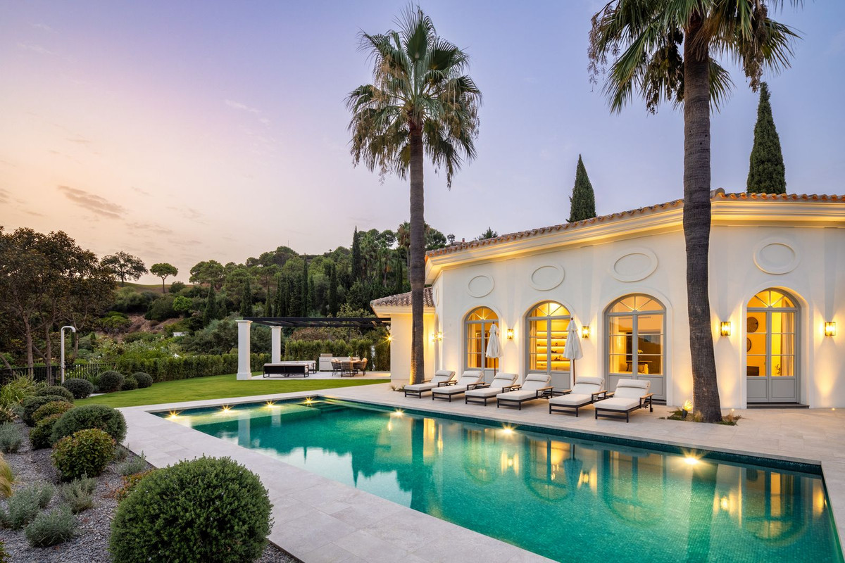 5 Bedroom Villa in Benahavís - Foto 10