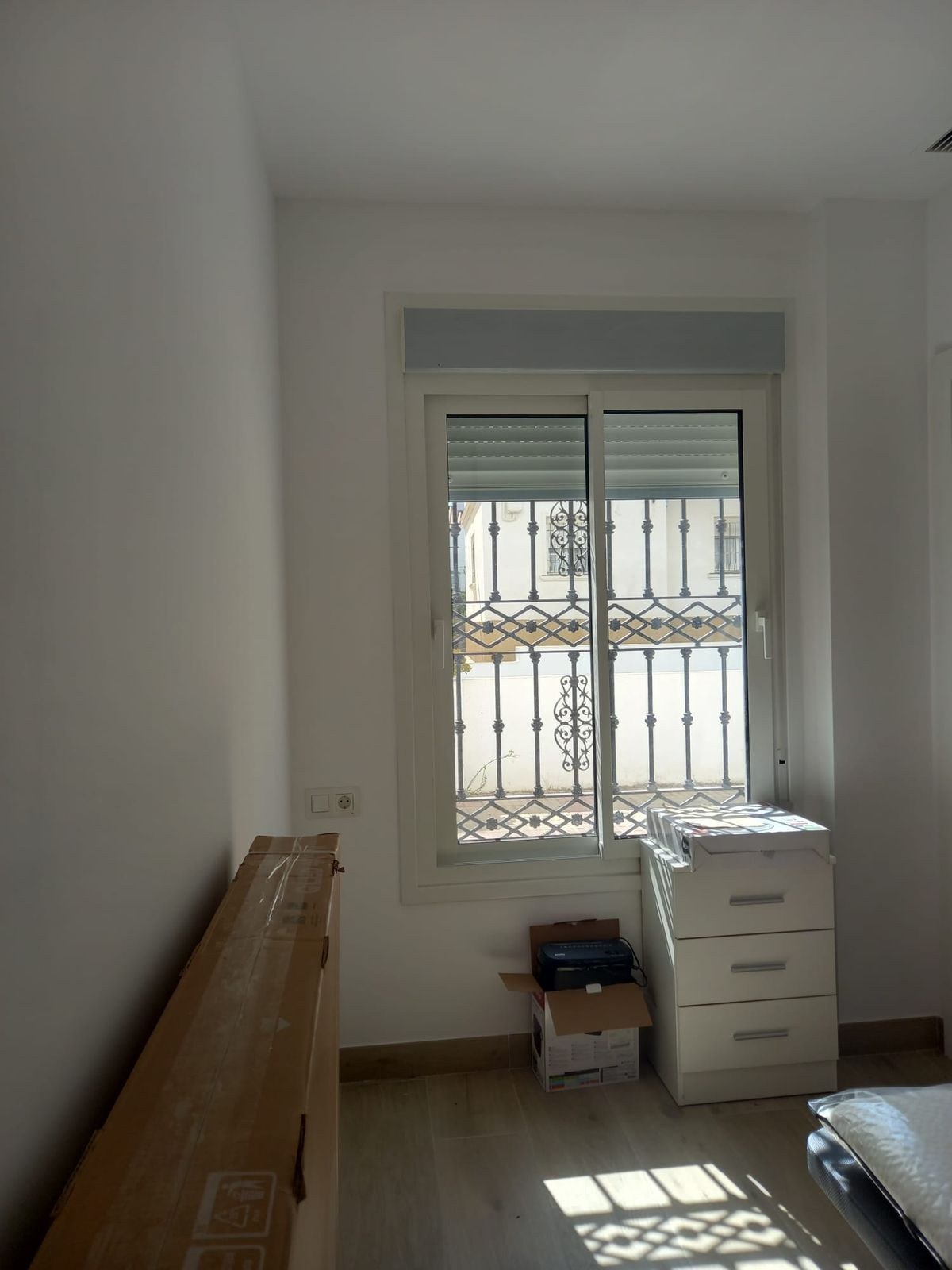 4 Bedroom Apartment in Estepona - Photo 8