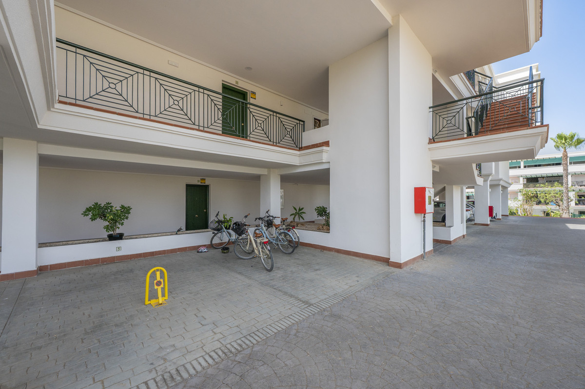 2 Bedroom Apartment in Marbella - Foto 18