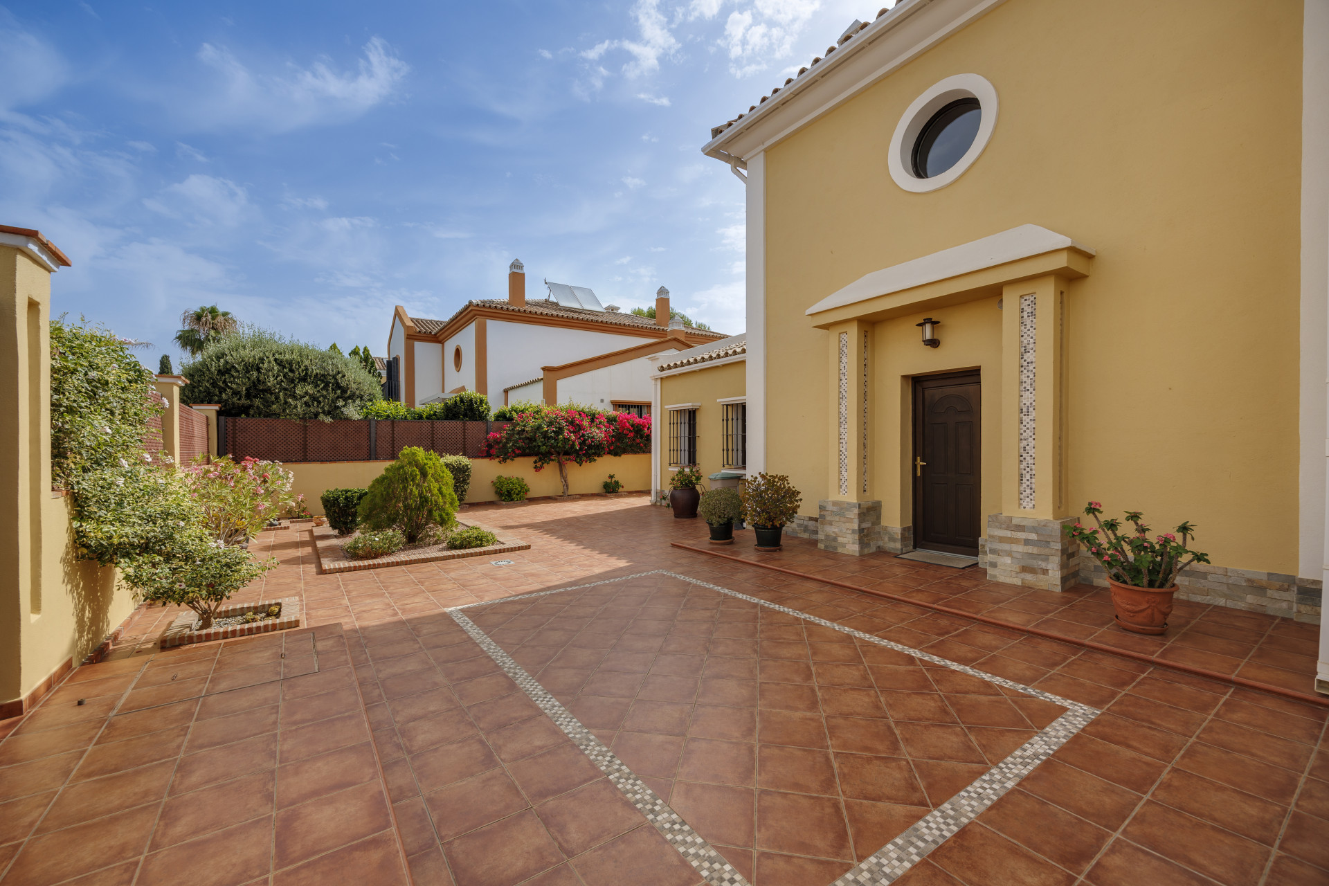 5 Bedroom Villa in San Pedro de Alcántara - Photo 35