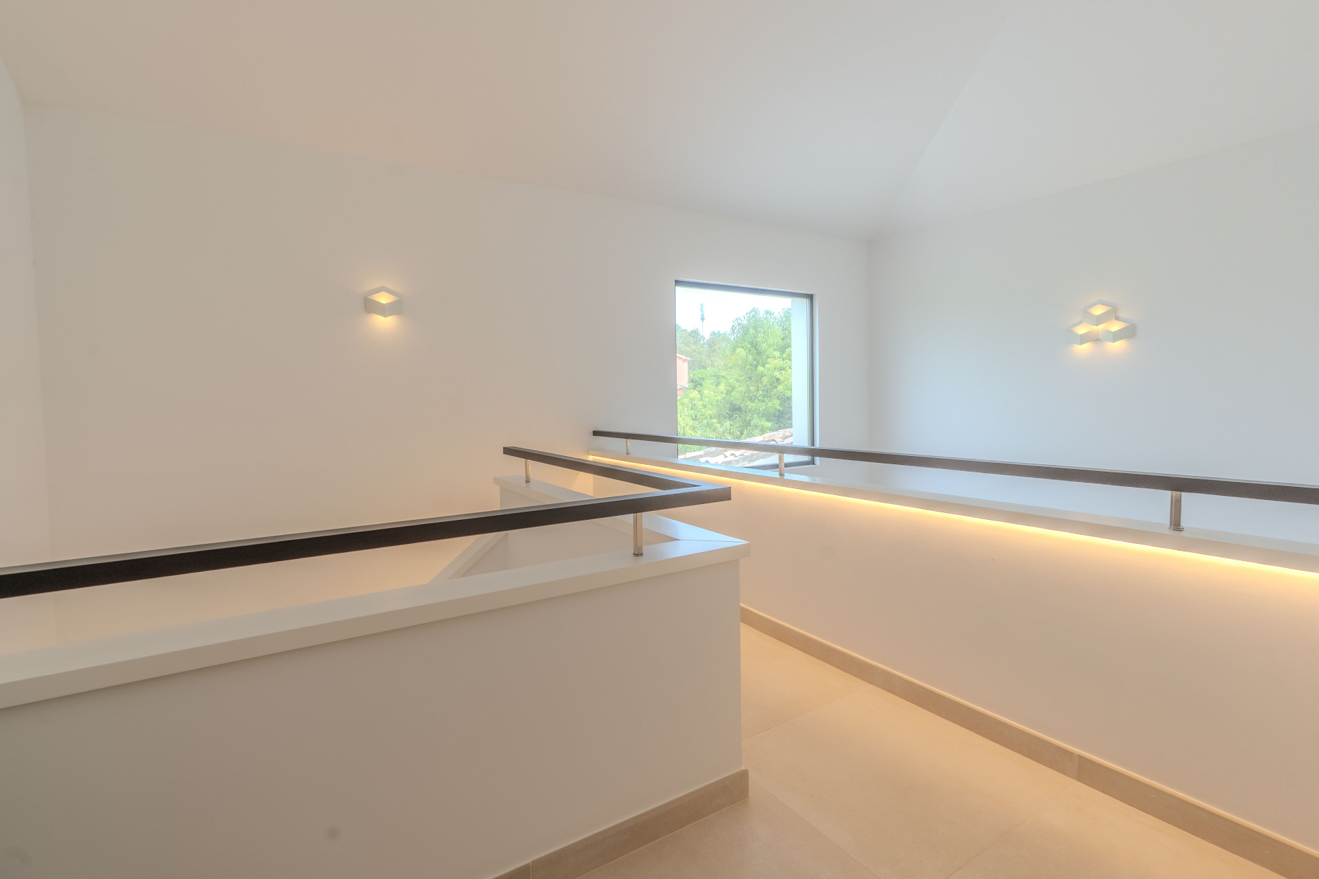5 Bedroom Villa in Marbella - Photo 18