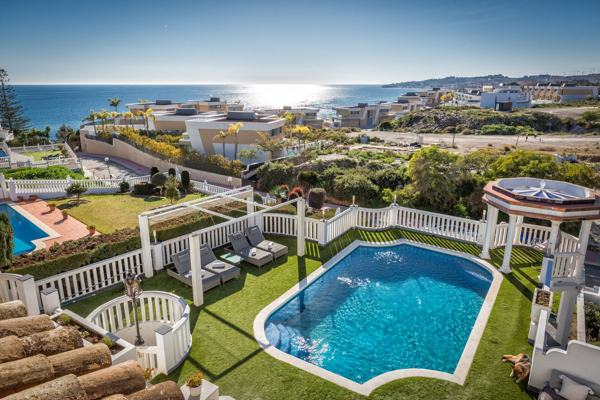 5 Bedroom Villa in Mijas