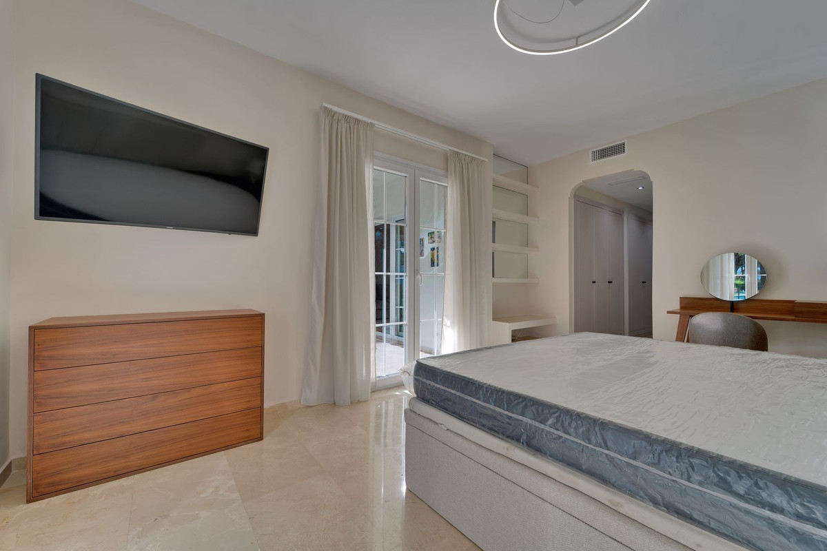 3 Bedroom Apartment in Benahavís - Foto 10