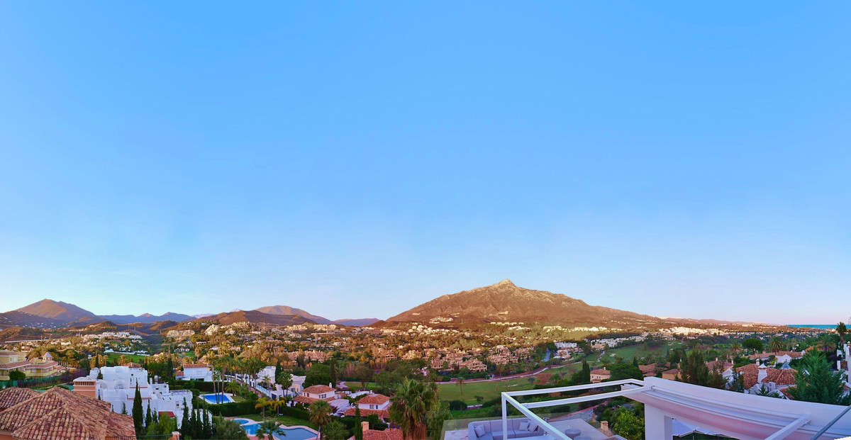 7 Bedroom Villa in Marbella - Photo 40