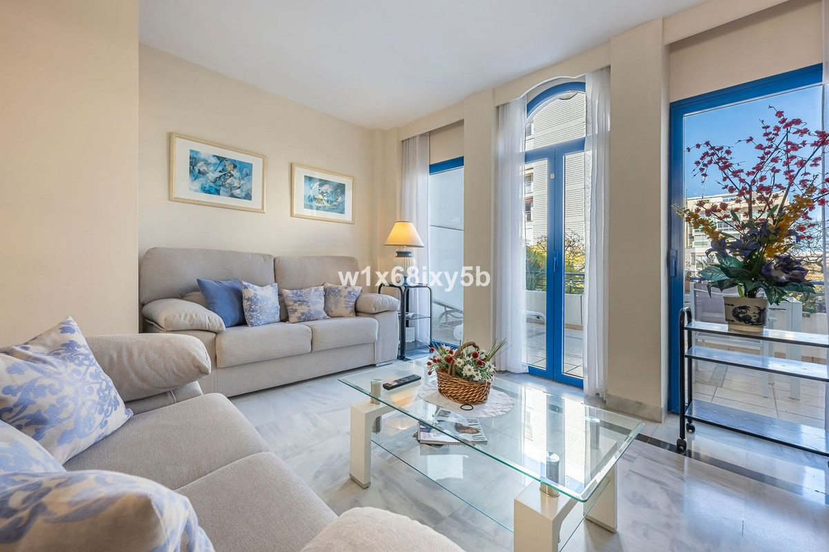 2 Bedroom Apartment in Marbella - Foto 9