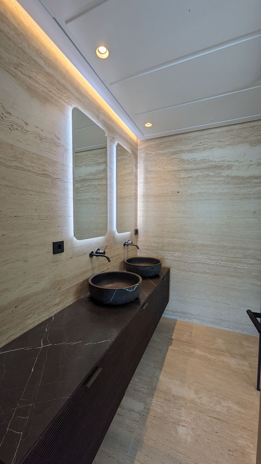 3 Bedroom Penthouse in Estepona - Photo 14
