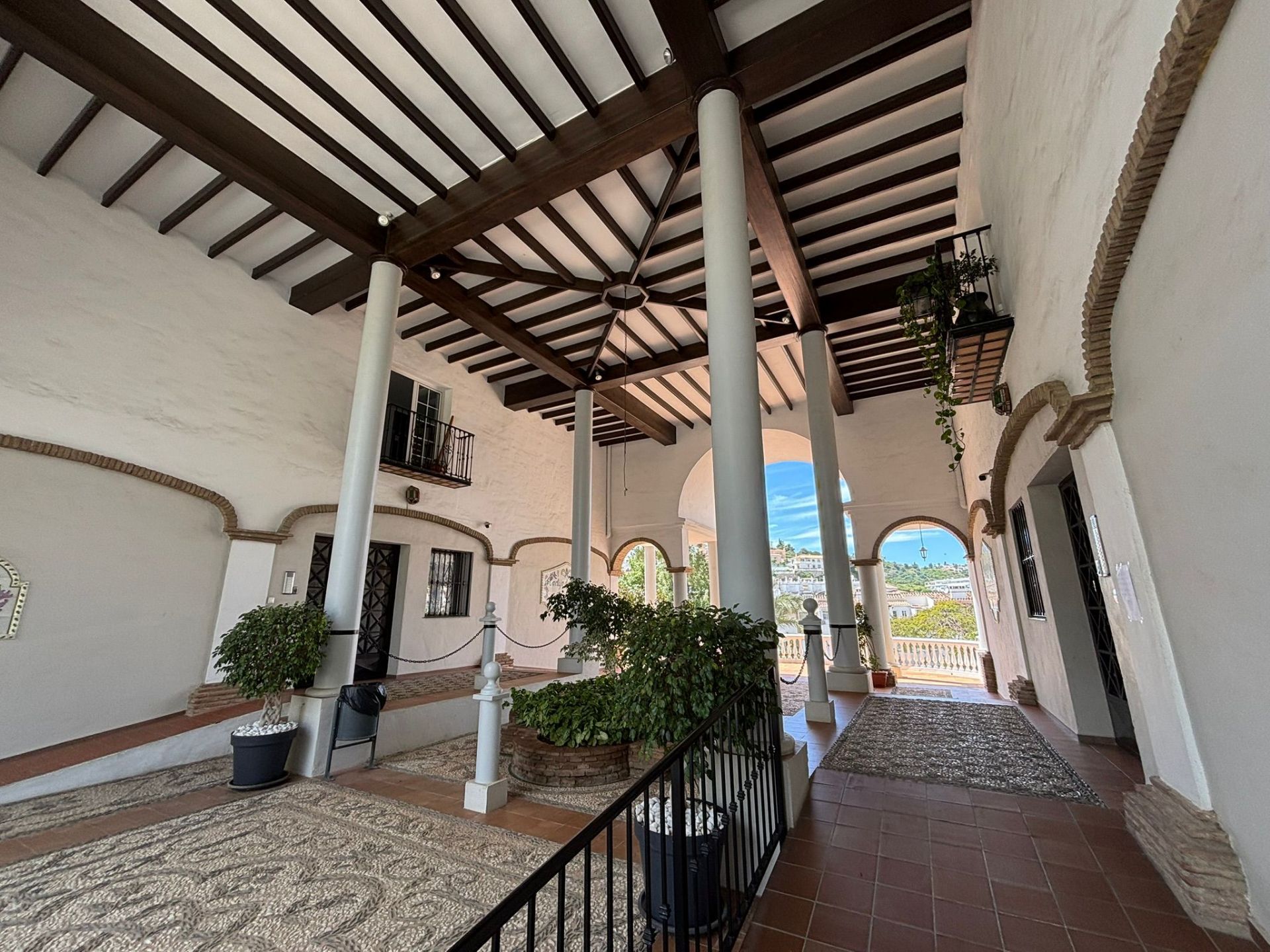 2 Bedroom Penthouse in Mijas - Photo 19