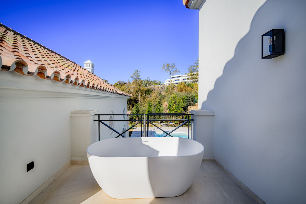 4 Bedroom Villa in Marbella - Foto 10