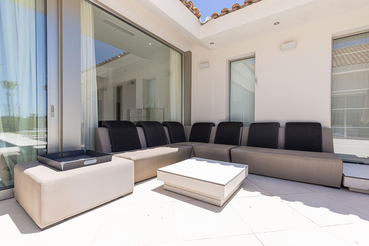 5 Bedroom Villa in Sotogrande - Photo 13