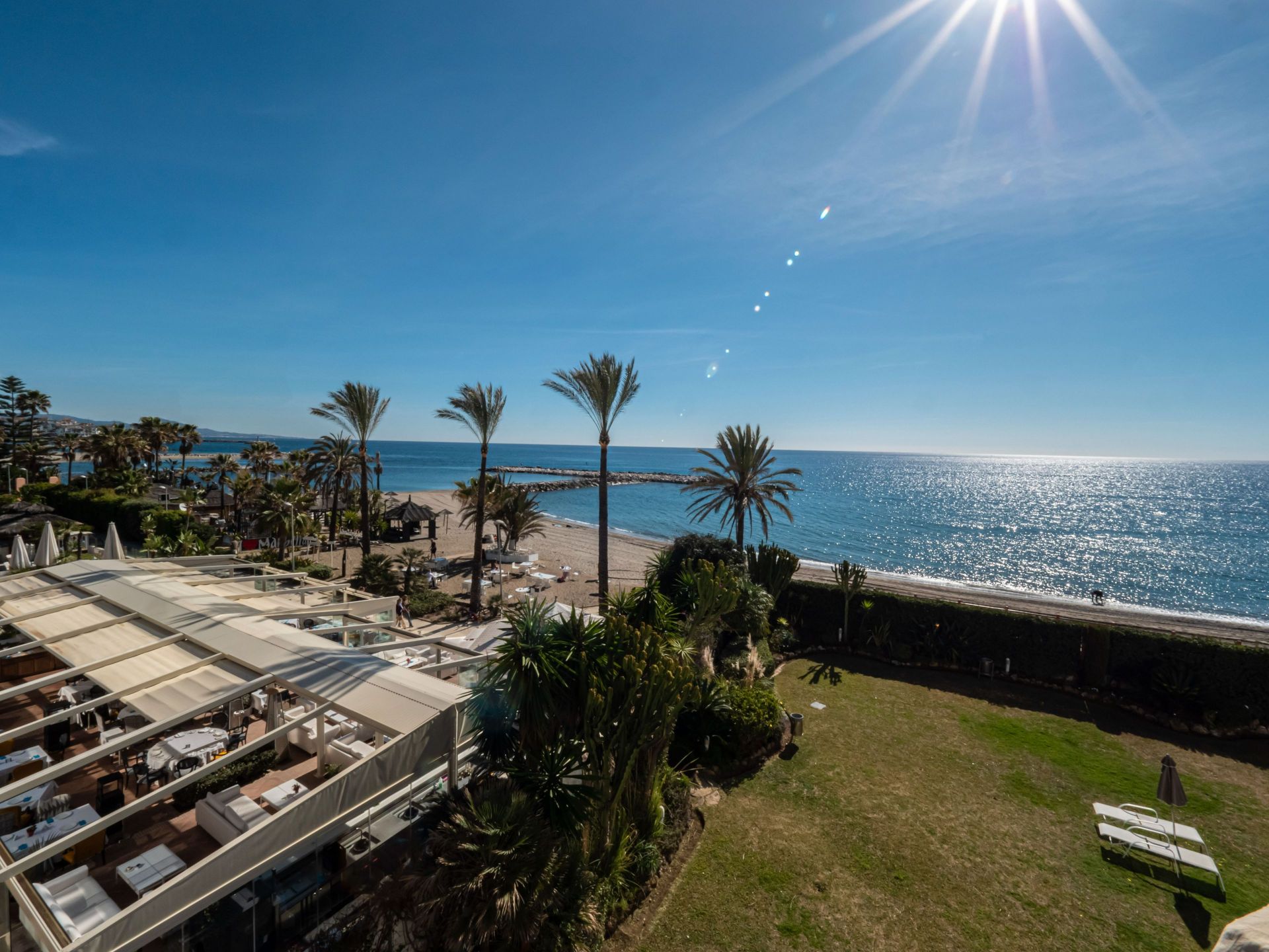2 Bedroom Apartment in Marbella - Photo 3