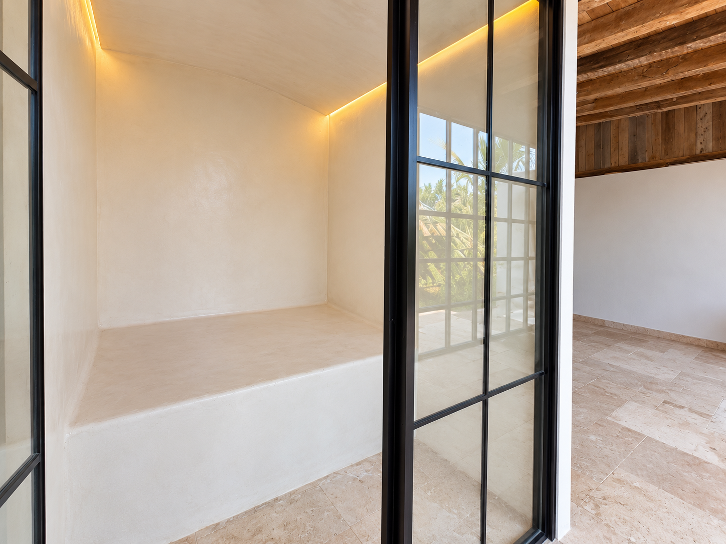 5 Bedroom Villa in Marbella - Photo 17