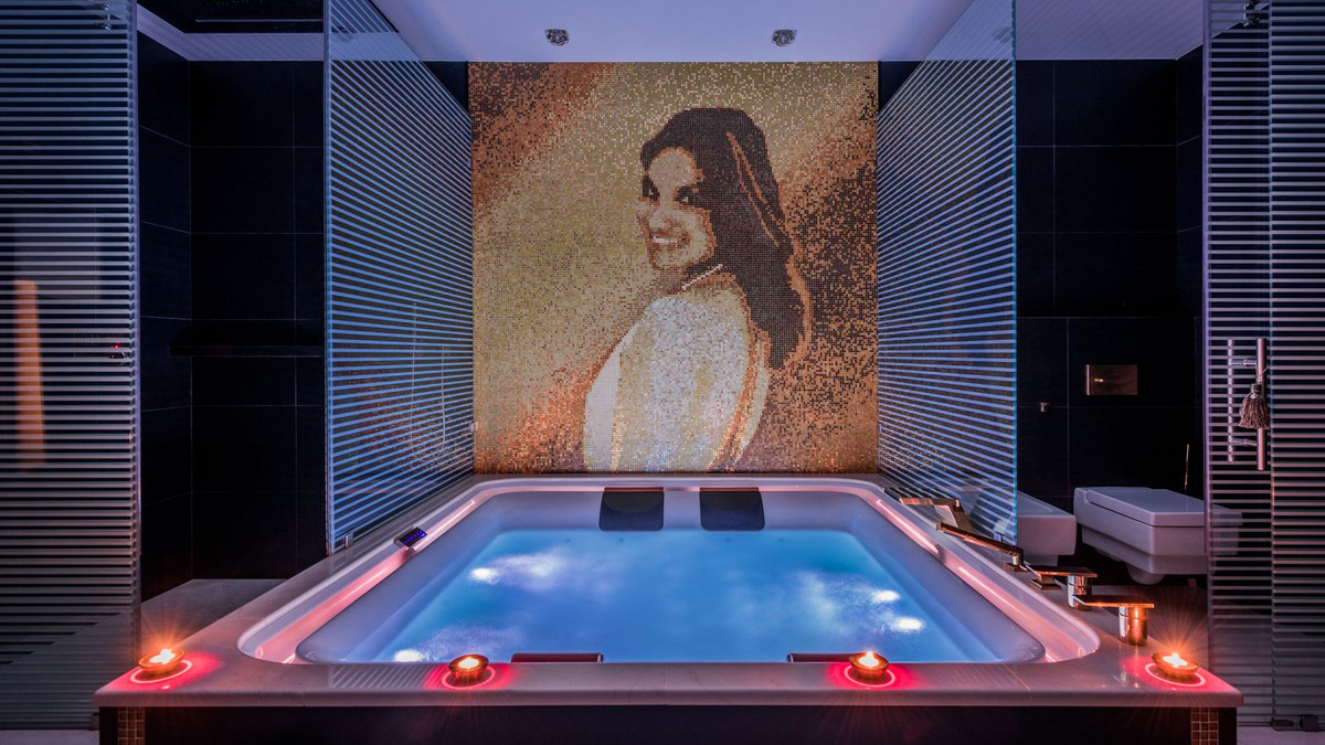 7 Bedroom Villa in Marbella - Photo 38