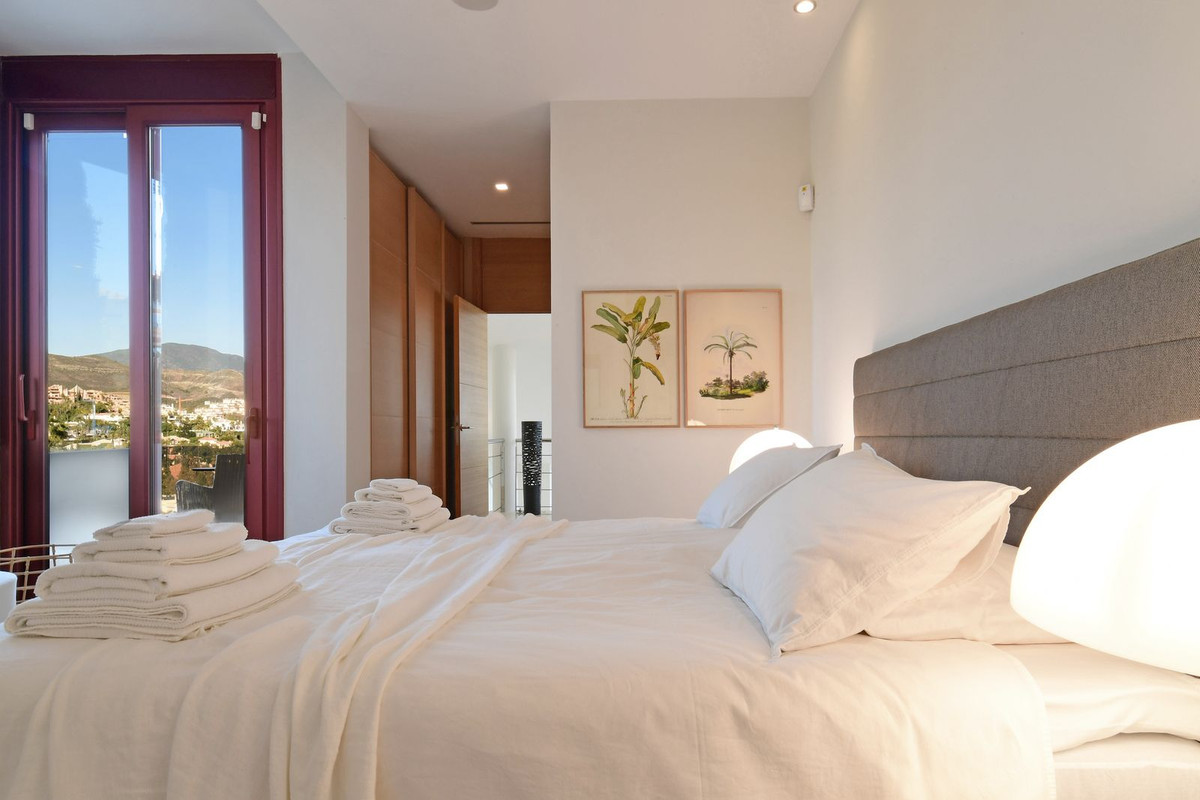 7 Bedroom Villa in Marbella - Photo 17