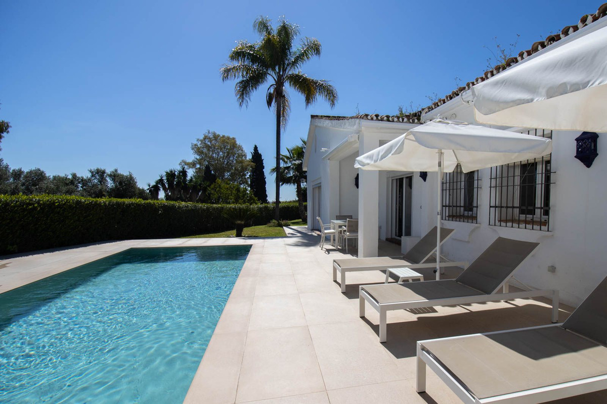 4 Bedroom Villa in Benahavís - Foto 17