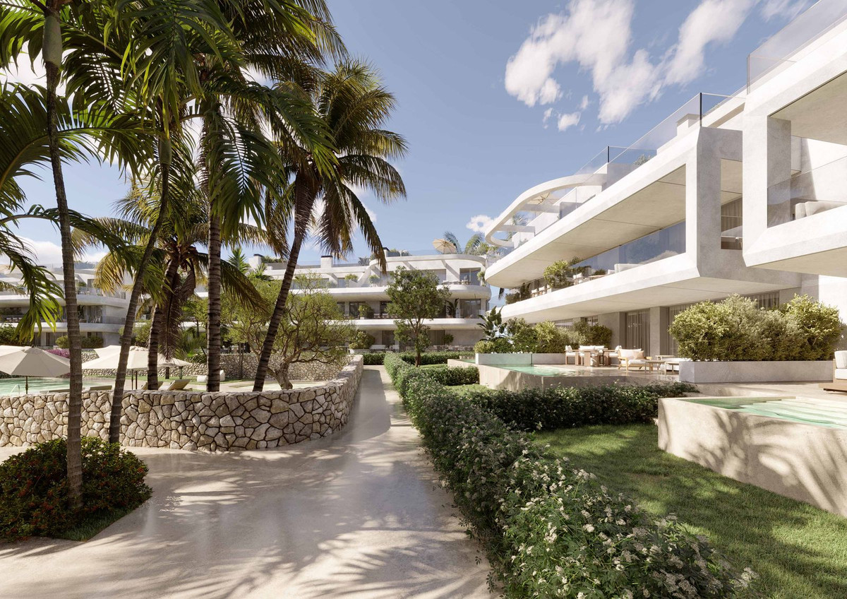 1 Bedroom Apartment in Estepona - Photo 40