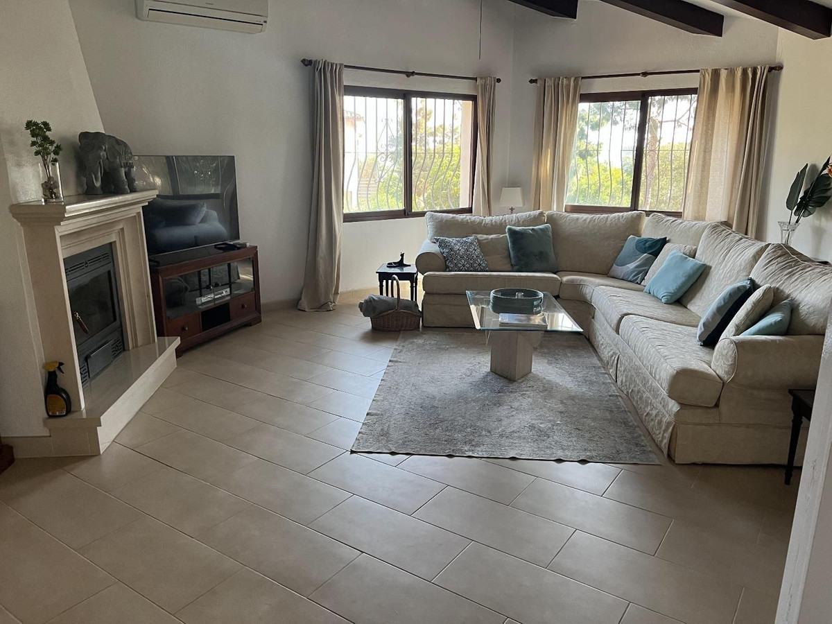 3 Bedroom Villa in Mijas - Photo 4